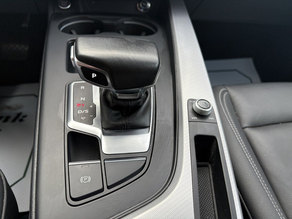 2020 Audi A4 PROGRESSIV   QUATTRO   S-LINE   NAV   SUNROOF in Oakville, Ontario - 20 - w1024h768px