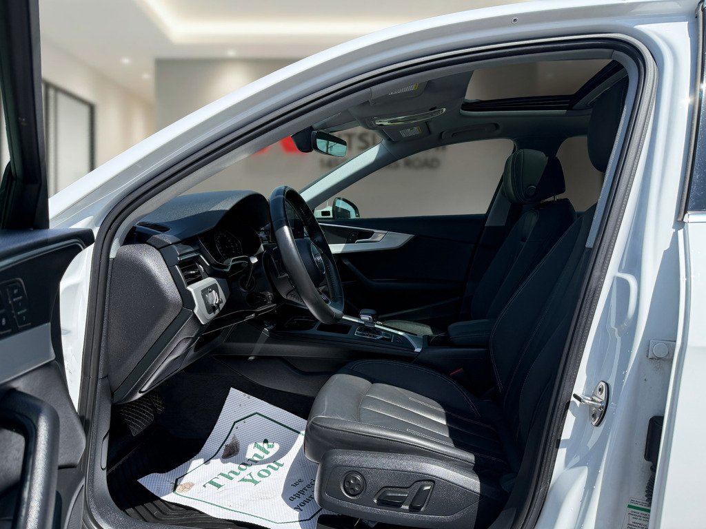 2020 Audi A4 QUATTRO   SUNROOF   BU CAM in Oakville, Ontario - 11 - w1024h768px