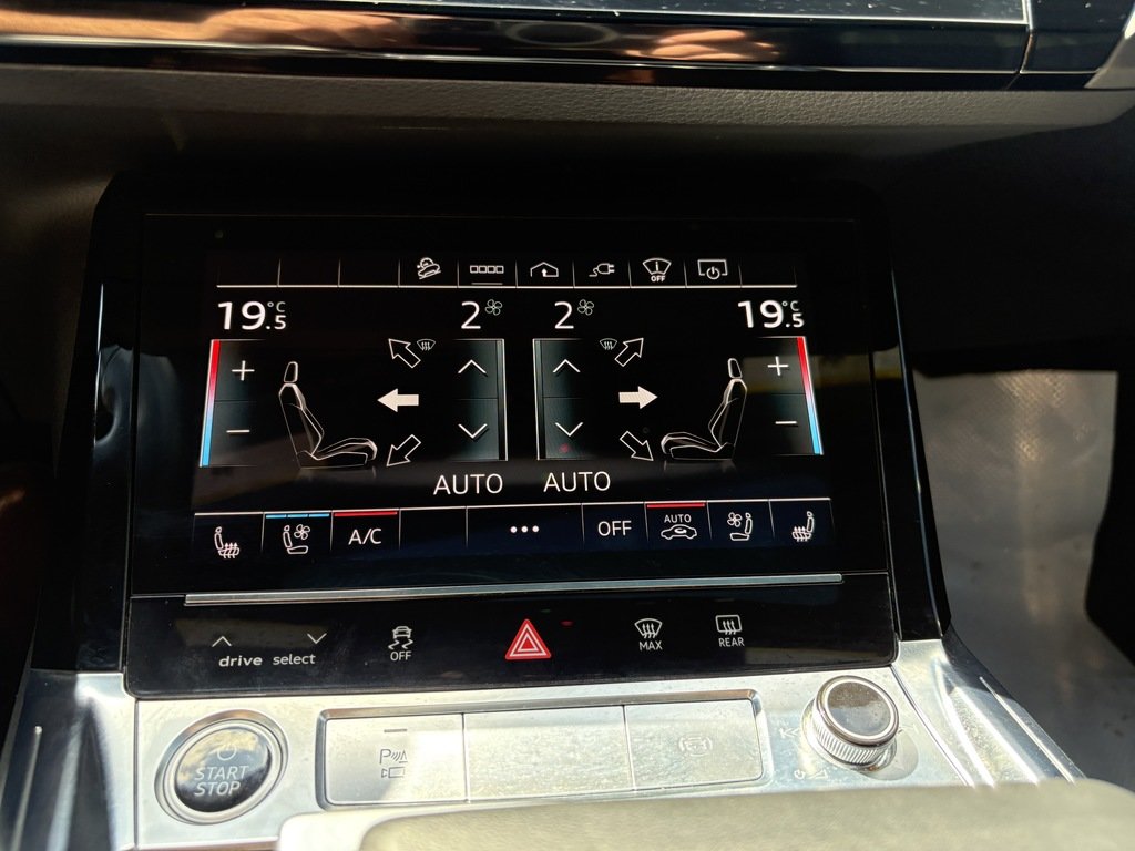 2022 Audi E-TRON TECHNIK   QUATTRO   ELECTRIC   S-LINE   HUD   NAV in Oakville, Ontario - 20 - w1024h768px