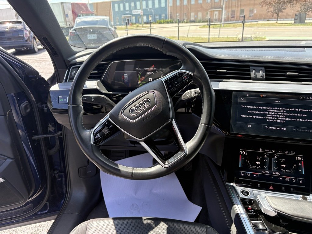2022 Audi E-TRON TECHNIK   QUATTRO   ELECTRIC   S-LINE   HUD   NAV in Oakville, Ontario - 16 - w1024h768px