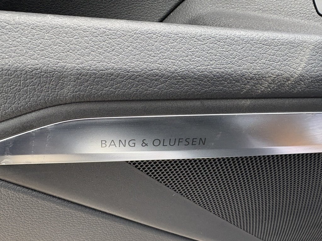 2022 Audi E-TRON TECHNIK   QUATTRO   ELECTRIC   S-LINE   HUD   NAV in Oakville, Ontario - 11 - w1024h768px