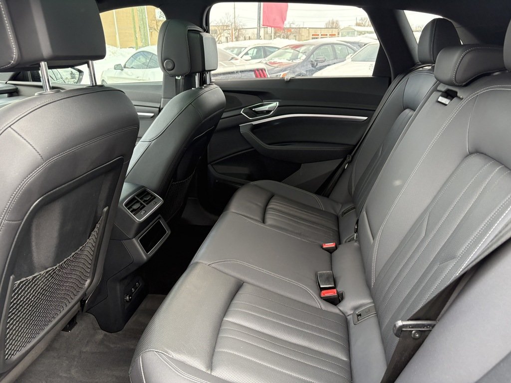 2022 Audi E-TRON TECHNIK   QUATTRO   ELECTRIC   S-LINE   HUD   NAV in Oakville, Ontario - 24 - w1024h768px