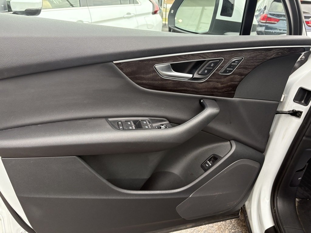 2021 Audi Q7 PROGRESSIV   S-LINE   QUATTRO   7 PASS   HTD/VNT in Oakville, Ontario - 10 - w1024h768px
