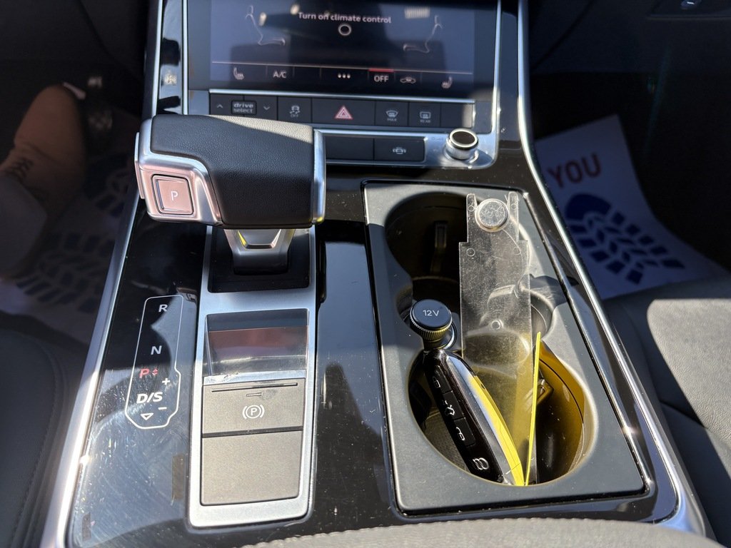 2022 Audi Q7 55   QUATTRO   S-LINE   7 PASS   PANO   NAV in Oakville, Ontario - 19 - w1024h768px