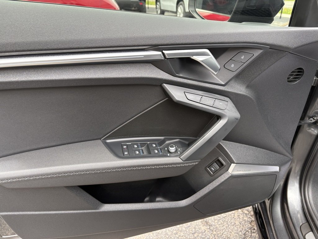 2022 Audi S3 SEDAN TECHNIK   QUATTRO   BANG & OLUFSEN   NAV   ROOF in Oakville, Ontario - 10 - w1024h768px