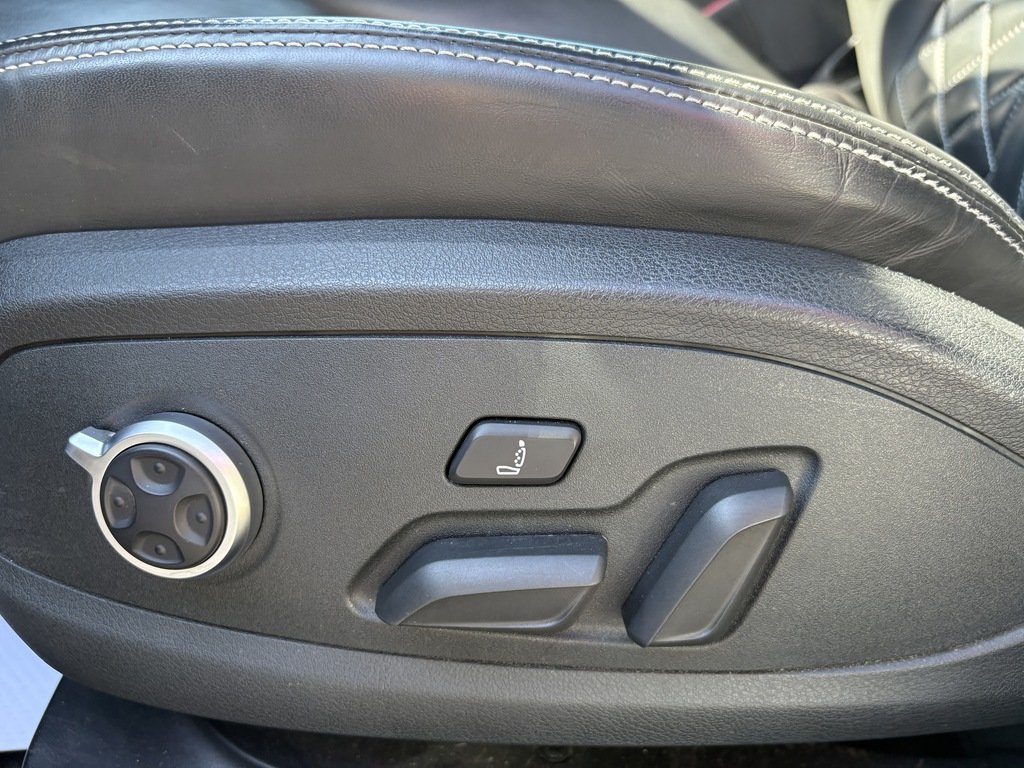 2023 Audi S4 TECHNIK   QUATTRO   MSSG SEATS   HUD   SUNROOF in Oakville, Ontario - 11 - w1024h768px