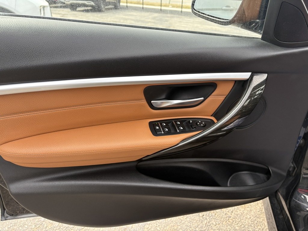 2018 BMW 3 Series 330I   XDRIVE   MPKG   SUNROOF   BROWN INTERIOR in Oakville, Ontario - 10 - w1024h768px