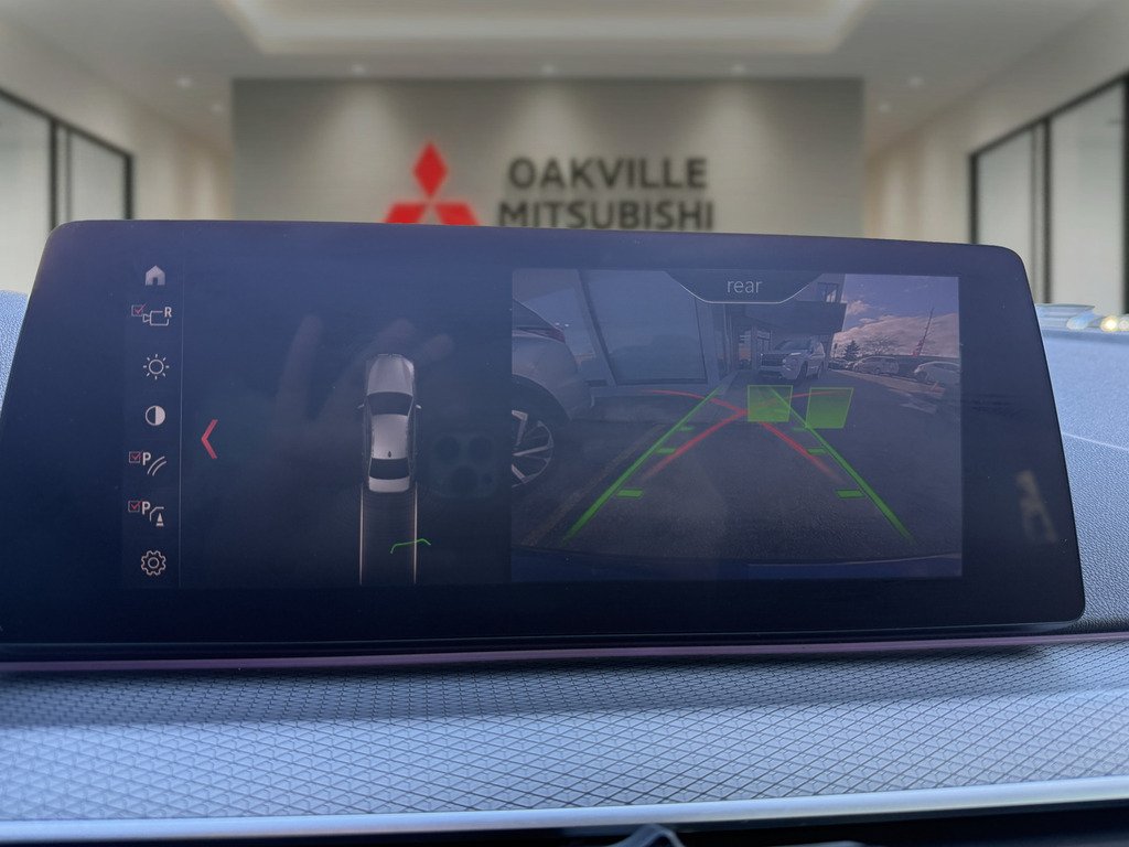 2019 BMW 530I xDrive Sedan in Oakville, Ontario - 17 - w1024h768px