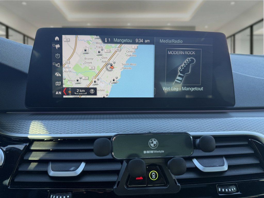 2019 BMW 530I xDrive Sedan in Oakville, Ontario - 16 - w1024h768px