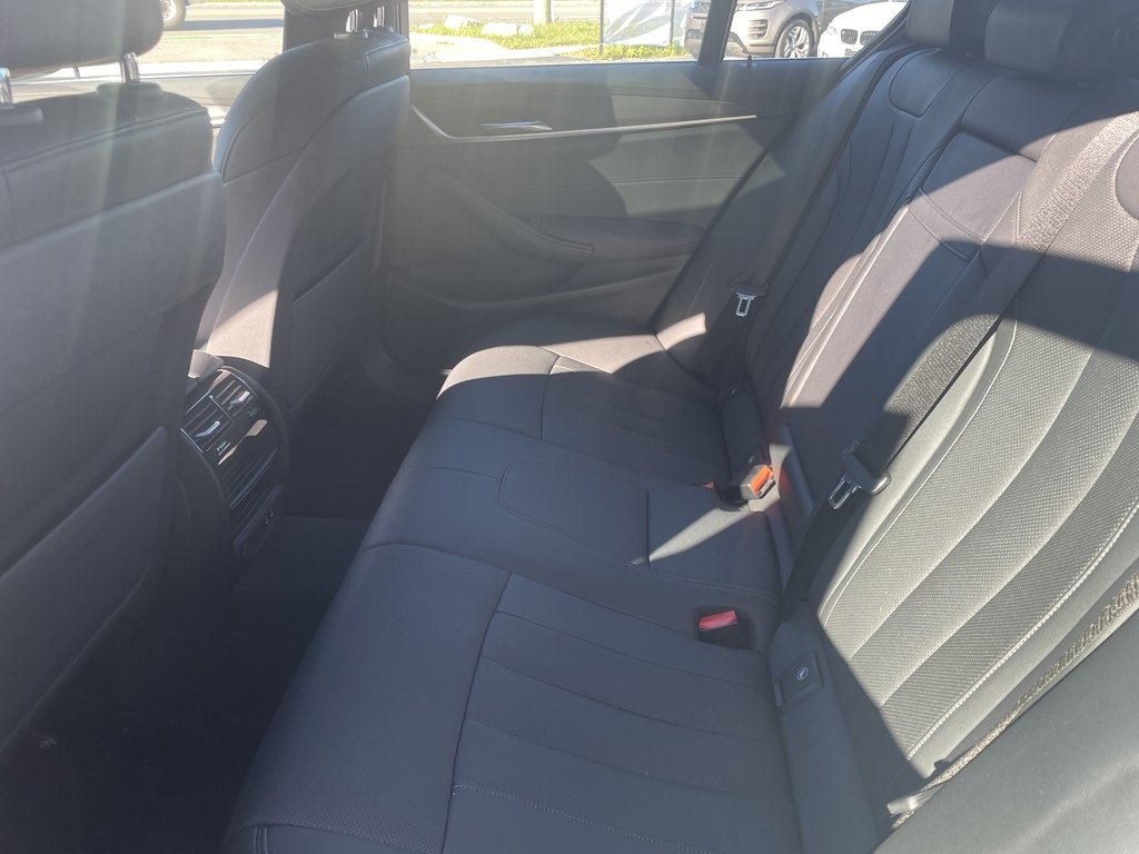 2022 BMW 5 Series 530I   X DRIVE   SUNROOF   NAV   BLIND SPOT in Oakville, Ontario - 22 - w1024h768px
