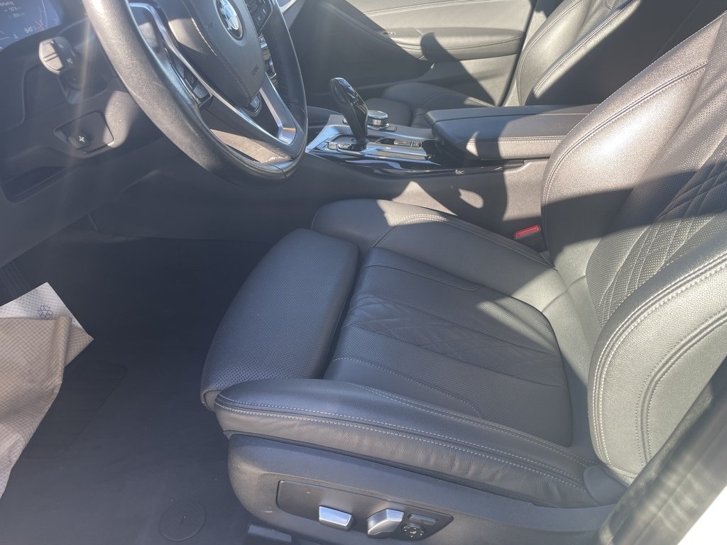 2022 BMW 5 Series 530I   X DRIVE   SUNROOF   NAV   BLIND SPOT in Oakville, Ontario - 12 - w1024h768px