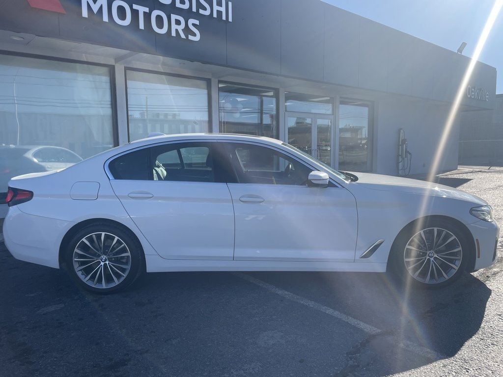 2022 BMW 5 Series 530I   X DRIVE   SUNROOF   NAV   BLIND SPOT in Oakville, Ontario - 9 - w1024h768px