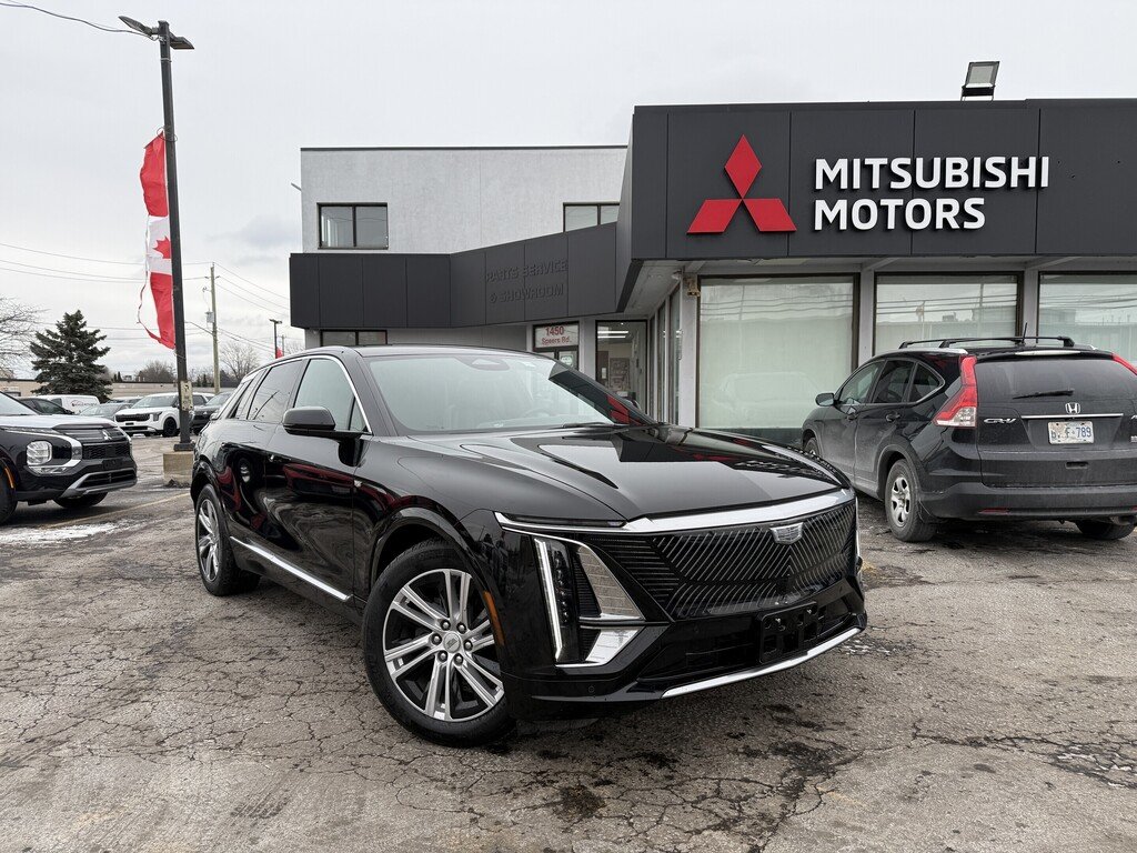 2024 Cadillac LYRIQ 600 E4   TECH   AWD   ELECTRIC   CLEAN CARFAX in Oakville, Ontario - 1 - w1024h768px