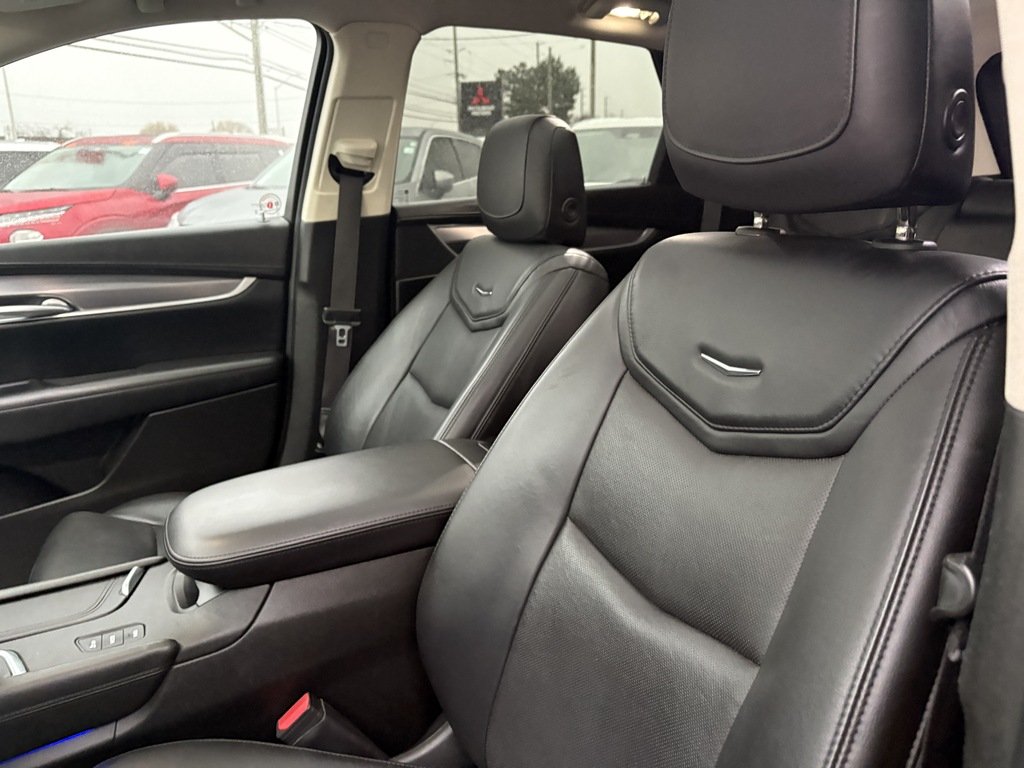 2018 Cadillac XT5 LUXURY   AWD   PANO   BOSE   NAV   BU CAM in Oakville, Ontario - 11 - w1024h768px