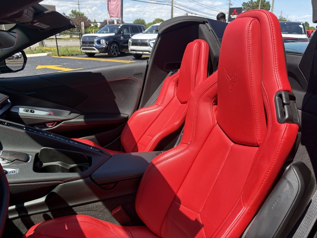 2023 Chevrolet Corvette STINGRAY   RED INTERIOR   Z51 PERFORMANCE PKG in Oakville, Ontario - 12 - w1024h768px