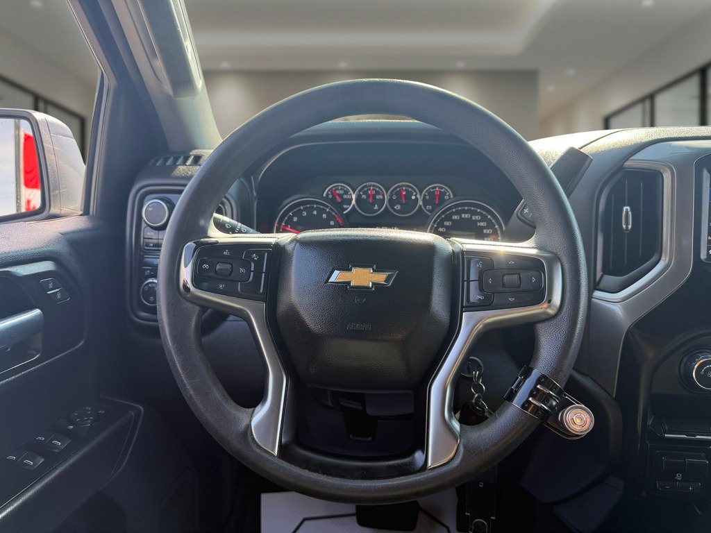 2021 Chevrolet Silverado 1500 4WD   CREW CAB   CUSTOM   BU CAM in Oakville, Ontario - 15 - w1024h768px