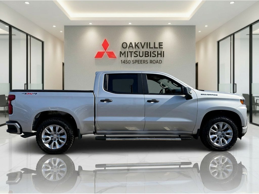 2021 Chevrolet Silverado 1500 4WD   CREW CAB   CUSTOM   BU CAM in Oakville, Ontario - 9 - w1024h768px