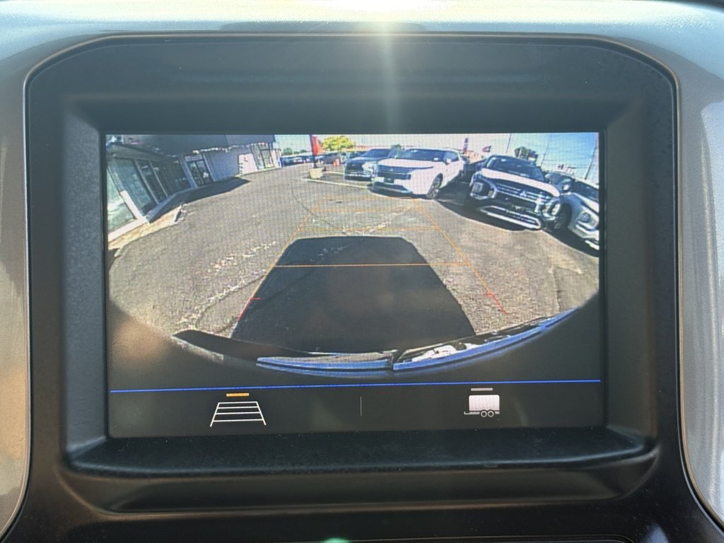 2021 Chevrolet Silverado 1500 4WD   CREW CAB   CUSTOM   BU CAM in Oakville, Ontario - 17 - w1024h768px