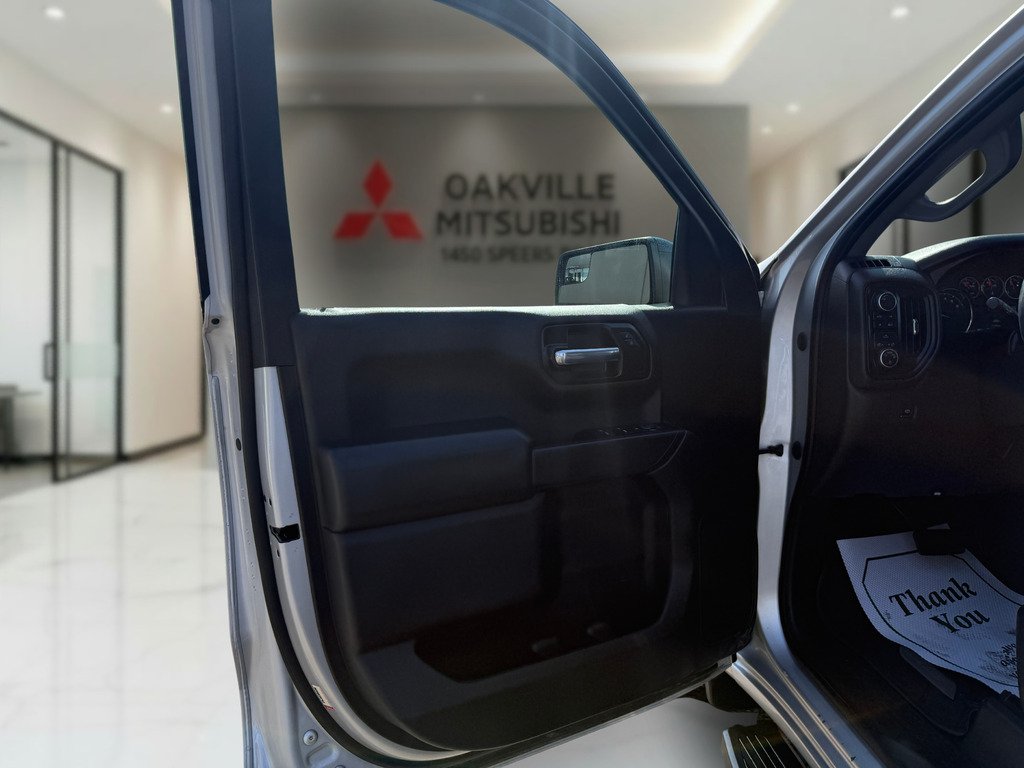 2021 Chevrolet Silverado 1500 4WD   CREW CAB   CUSTOM   BU CAM in Oakville, Ontario - 10 - w1024h768px