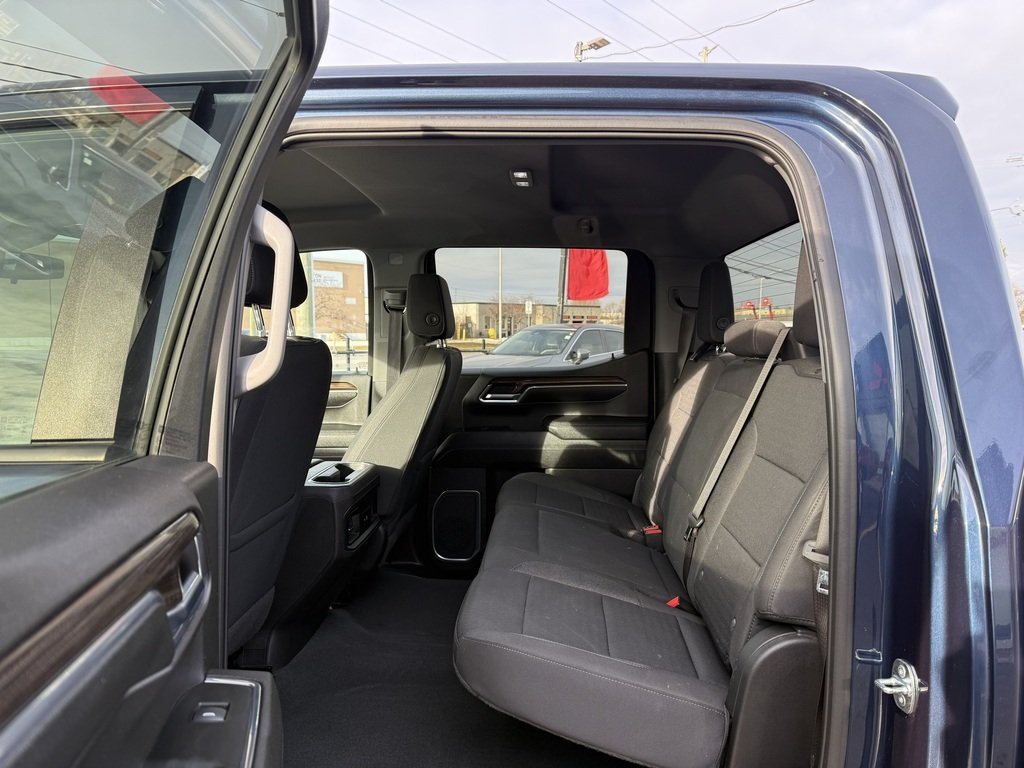 2023 Chevrolet Silverado 1500 4WD   CREW CAB   LT   Z71   5.3L   CARPLAY in Oakville, Ontario - 20 - w1024h768px