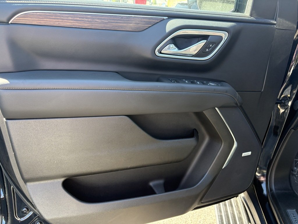 2023 Chevrolet Suburban 4WD   HIGH COUNTRY   PWR RUNNING BOARD   HUD in Oakville, Ontario - 10 - w1024h768px