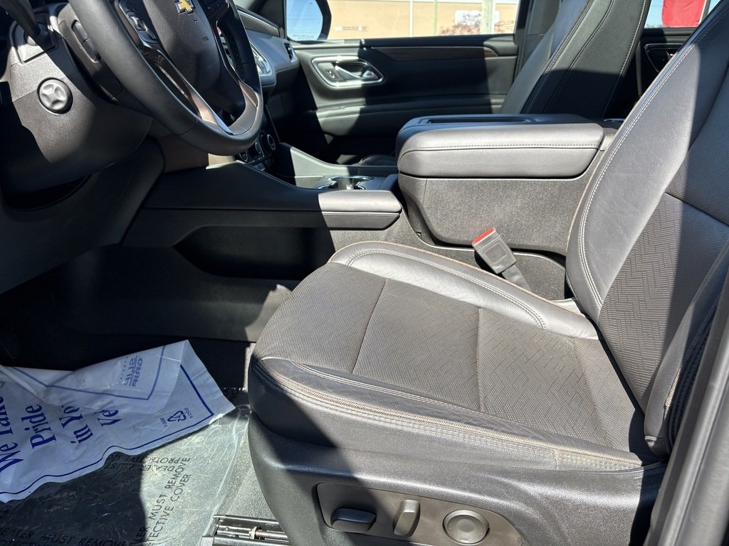 2023 Chevrolet Suburban HIGH COUNTRY   7 PASS   BOSE   360 CAM   PANO ROOF in Oakville, Ontario - 14 - w1024h768px