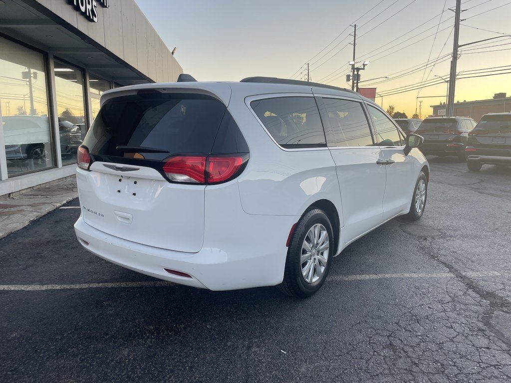 2021 Chrysler Grand Caravan SE   7 PASSENGER   BU CAM   CRUISE   U CONNECT in Oakville, Ontario - 8 - w1024h768px