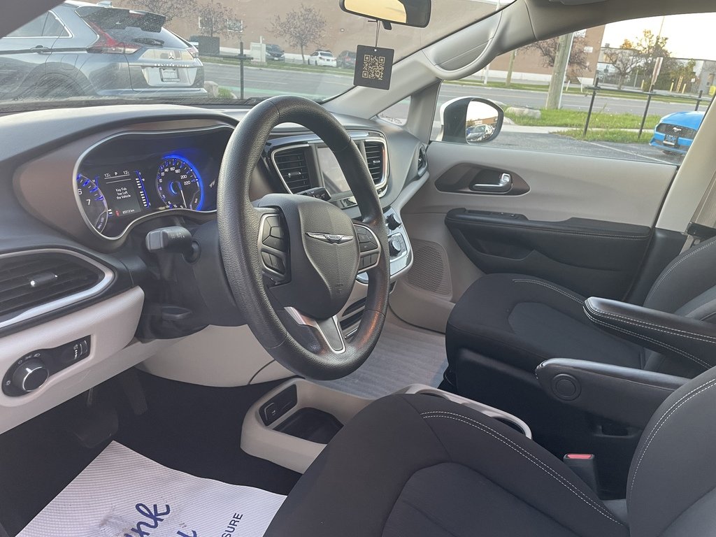2021 Chrysler Grand Caravan SE   7 PASSENGER   BU CAM   CRUISE   U CONNECT in Oakville, Ontario - 11 - w1024h768px
