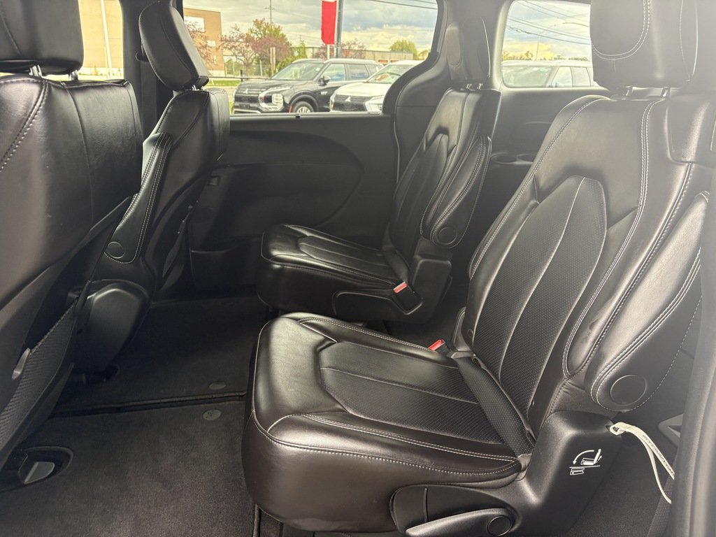 2025 Chrysler Grand Caravan SXT   POWER DOORS   STOW N GO   POWER DOORS in Oakville, Ontario - 21 - w1024h768px