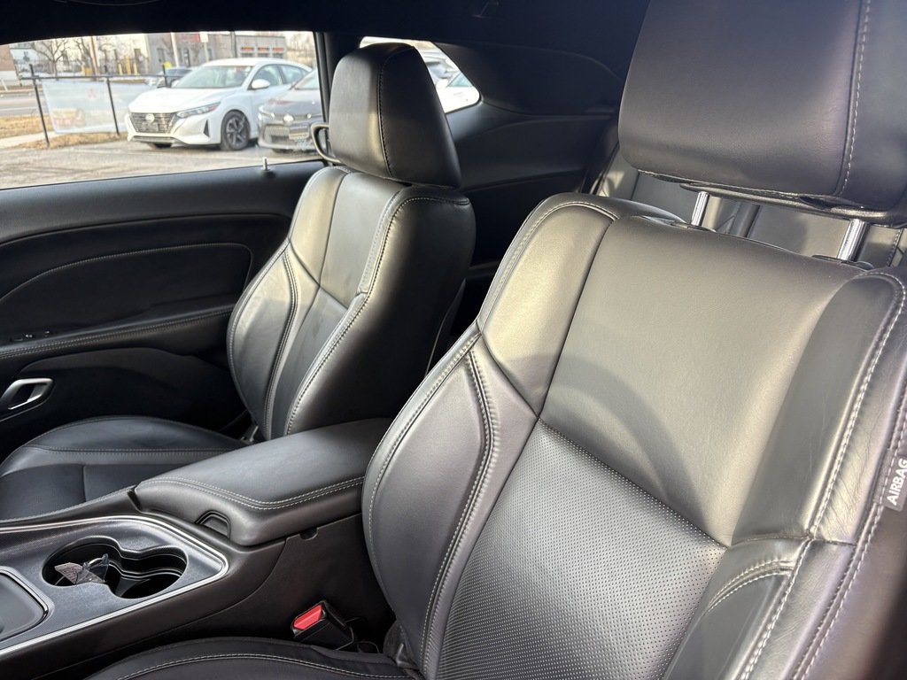 2018 Dodge Challenger SXT PLUS   NAV   BLIND SPOT   HTD/VNT SEATS in Oakville, Ontario - 12 - w1024h768px