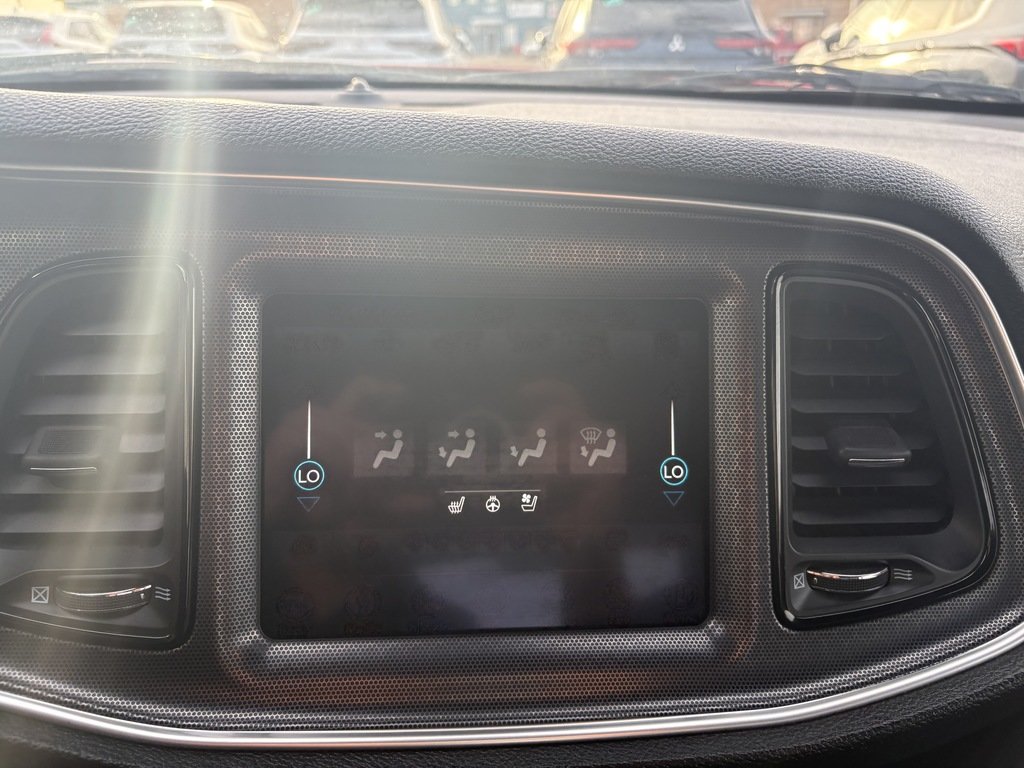 2018 Dodge Challenger SXT PLUS   NAV   BLIND SPOT   HTD/VNT SEATS in Oakville, Ontario - 16 - w1024h768px
