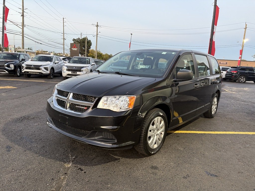 2018 Dodge Grand Caravan CVP   7 PASS   BU CAM   CLEAN CARFAX in Oakville, Ontario - 4 - w1024h768px