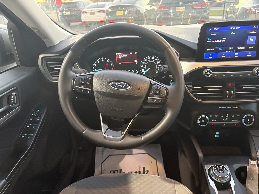 2022 Ford Escape SE AWD in Oakville, Ontario - 14 - w1024h768px