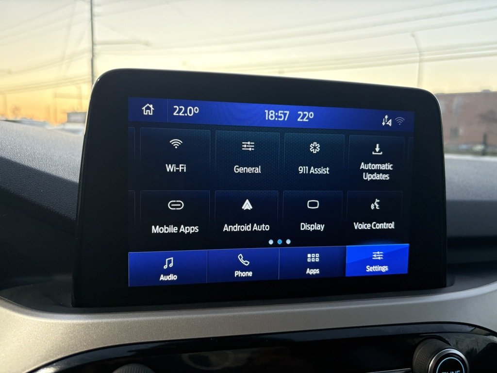 2022 Ford Escape SE AWD in Oakville, Ontario - 15 - w1024h768px