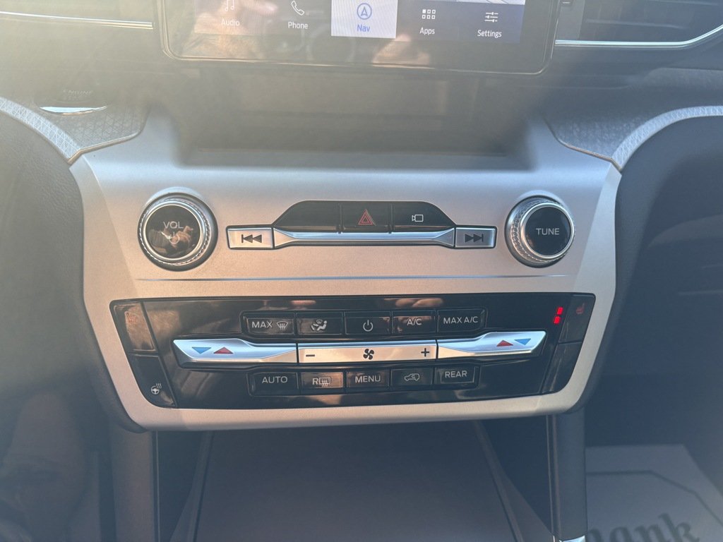 2022 Ford Explorer TIMBERLINE   7 PASS   CPTN CHAIRS   PANO   NAV in Oakville, Ontario - 18 - w1024h768px