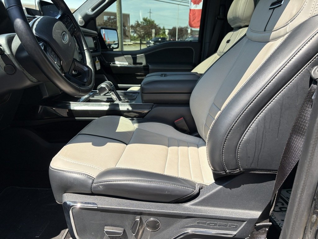 2022 Ford F-150 Lightning PLATINUM   4WD   LTHR   CALL TO BOOK APPOINTMENT in Oakville, Ontario - 12 - w1024h768px