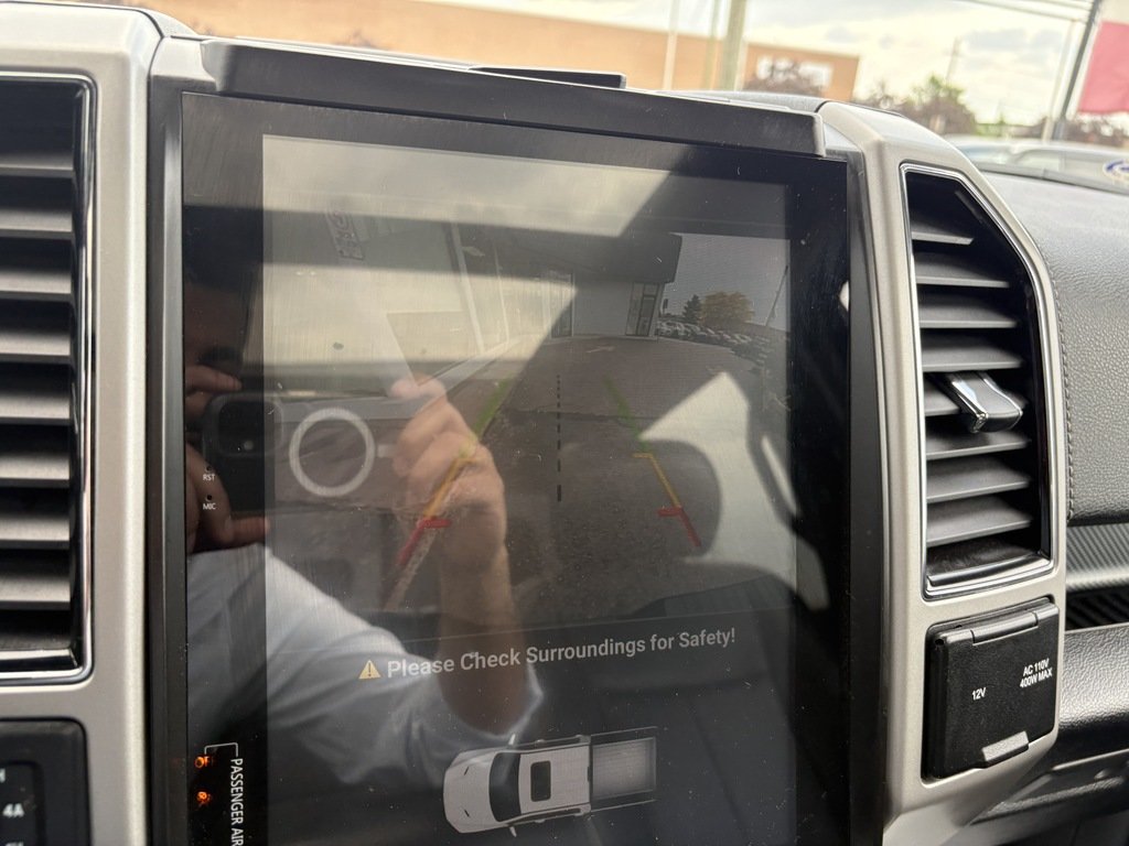 2020 Ford F-150 LARIAT   4WD   SUPERCREW   PANO   LTHR   HTD/VNT in Oakville, Ontario - 17 - w1024h768px