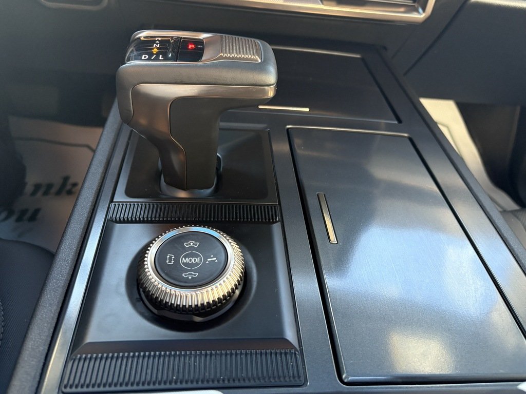 2024 GMC HUMMER EV Pickup E4WD   CREW CAB   2X   ELECTRIC   CLEAN CARFAX in Oakville, Ontario - 19 - w1024h768px