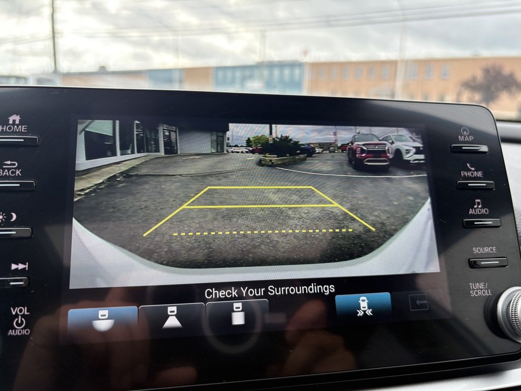 2022 Honda Accord Hybrid TOURNING   LTHR   ROOF   HUD   NAVI   BU CAM in Oakville, Ontario - 17 - w1024h768px