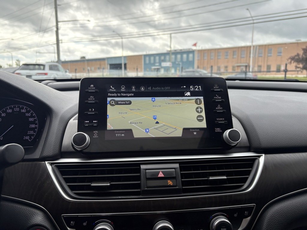 2022 Honda Accord Hybrid TOURNING   LTHR   ROOF   HUD   NAVI   BU CAM in Oakville, Ontario - 18 - w1024h768px