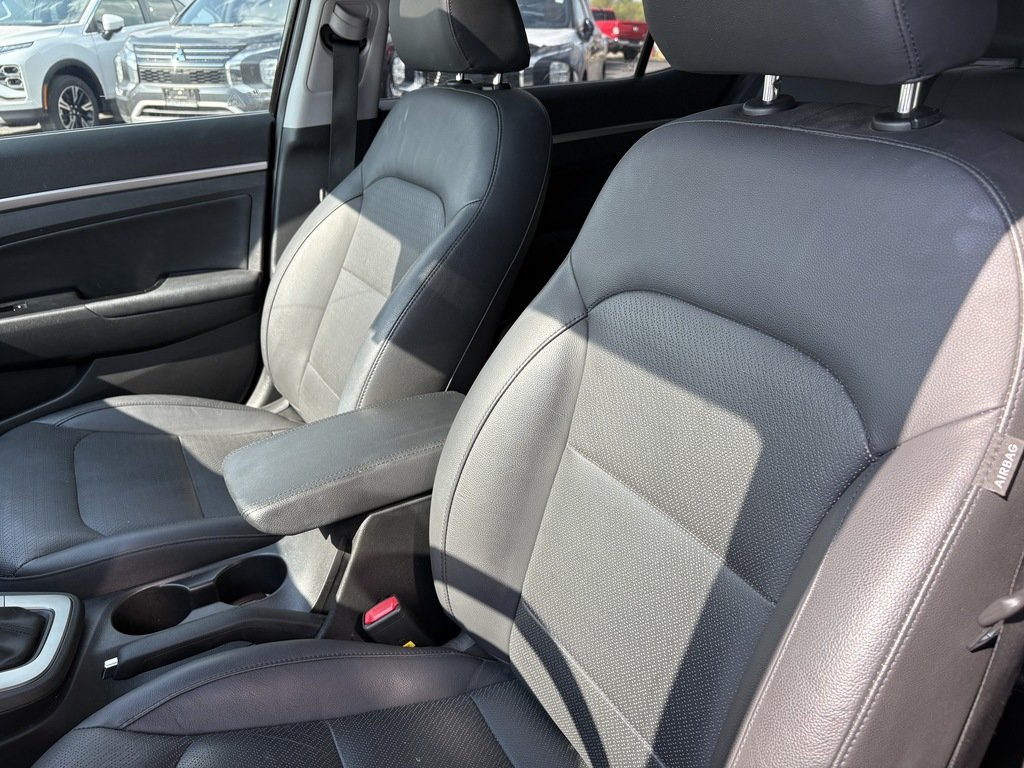 2019 Hyundai Elantra LUXURY   AUTO   LEATHER   CARPLAY   SUNROOF in Oakville, Ontario - 11 - w1024h768px