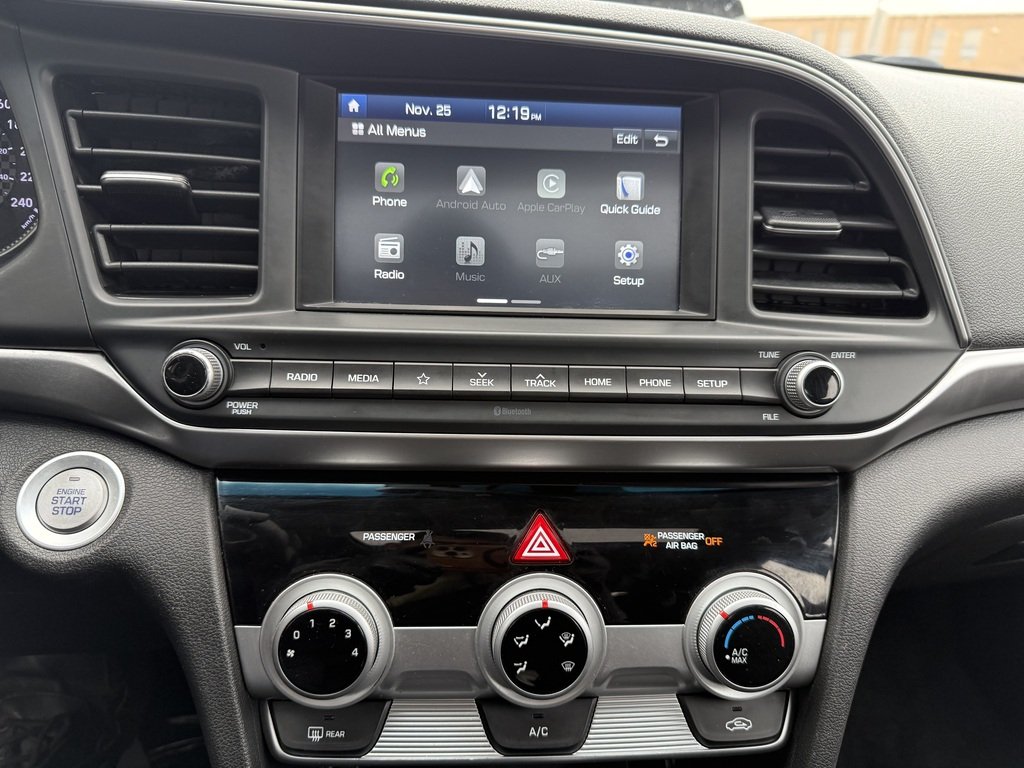 2019 Hyundai Elantra PREFEREED   SUNROOF   AUTO   BU CAM   CARPLAY in Oakville, Ontario - 15 - w1024h768px