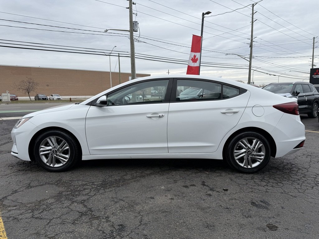 2019 Hyundai Elantra PREFEREED   SUNROOF   AUTO   BU CAM   CARPLAY in Oakville, Ontario - 5 - w1024h768px