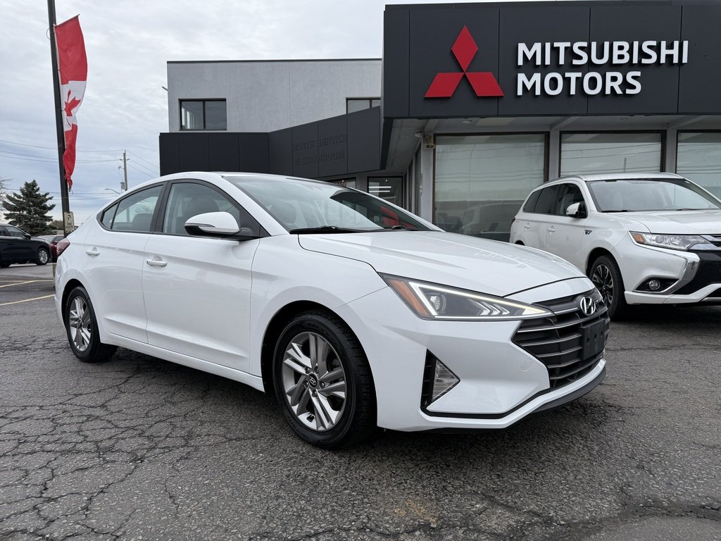 2019 Hyundai Elantra PREFEREED   SUNROOF   AUTO   BU CAM   CARPLAY in Oakville, Ontario - 2 - w1024h768px