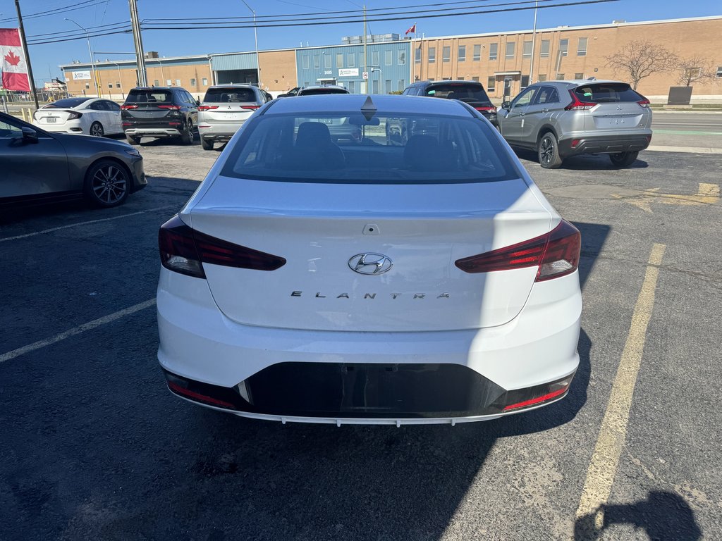 2020  Elantra Preferred IVT   CARPLAY   HTD SEATS   HTD STEER in Oakville, Ontario - 7 - w1024h768px