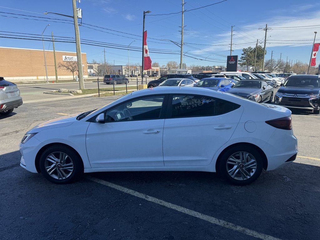 2020  Elantra Preferred IVT   CARPLAY   HTD SEATS   HTD STEER in Oakville, Ontario - 5 - w1024h768px