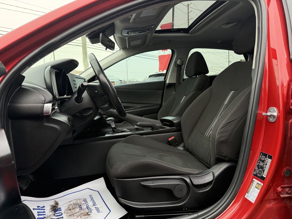 2021 Hyundai Elantra PREFERRED   SUNROOF   AUTO   CARPLAY   HTD SEATS in Oakville, Ontario - 12 - w1024h768px