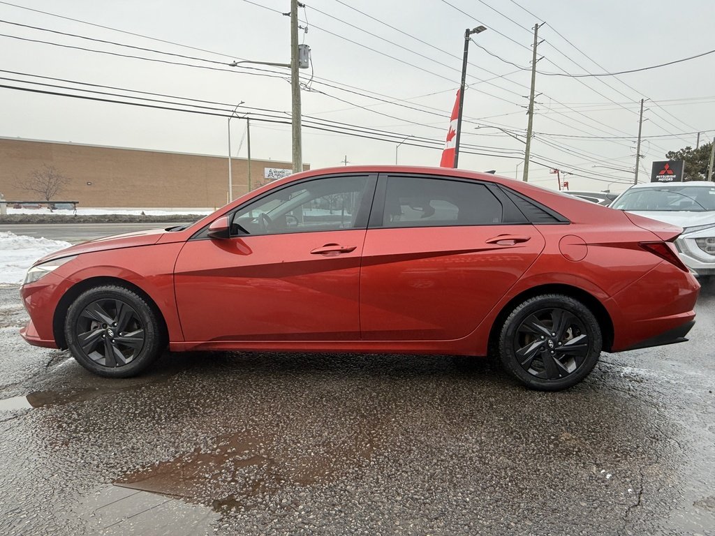 2021 Hyundai Elantra Essential IVT in Oakville, Ontario - 5 - w1024h768px