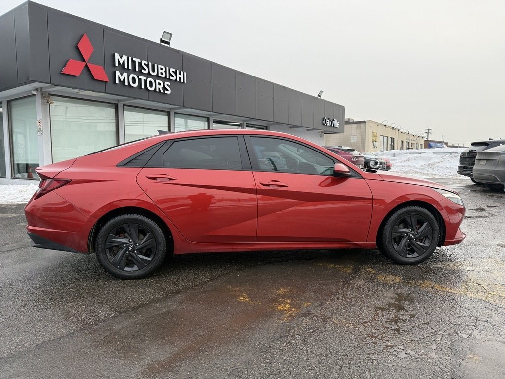 2021 Hyundai Elantra Essential IVT in Oakville, Ontario - 9 - w1024h768px
