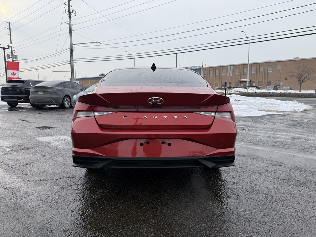2021 Hyundai Elantra Essential IVT in Oakville, Ontario - 7 - w1024h768px